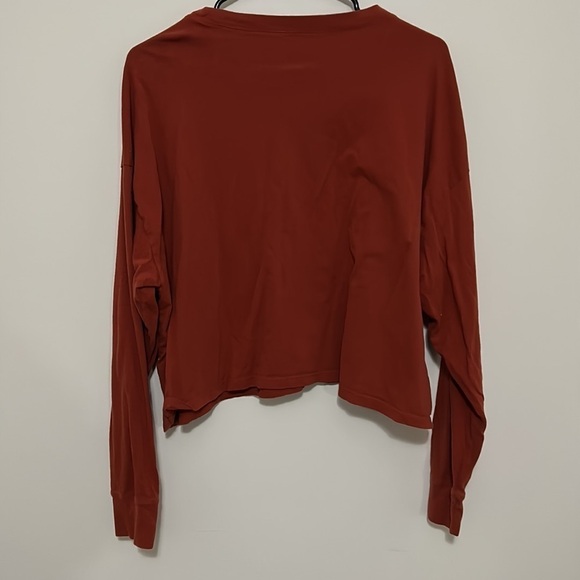 Women’s Large Crop top - Picture 3 of 3